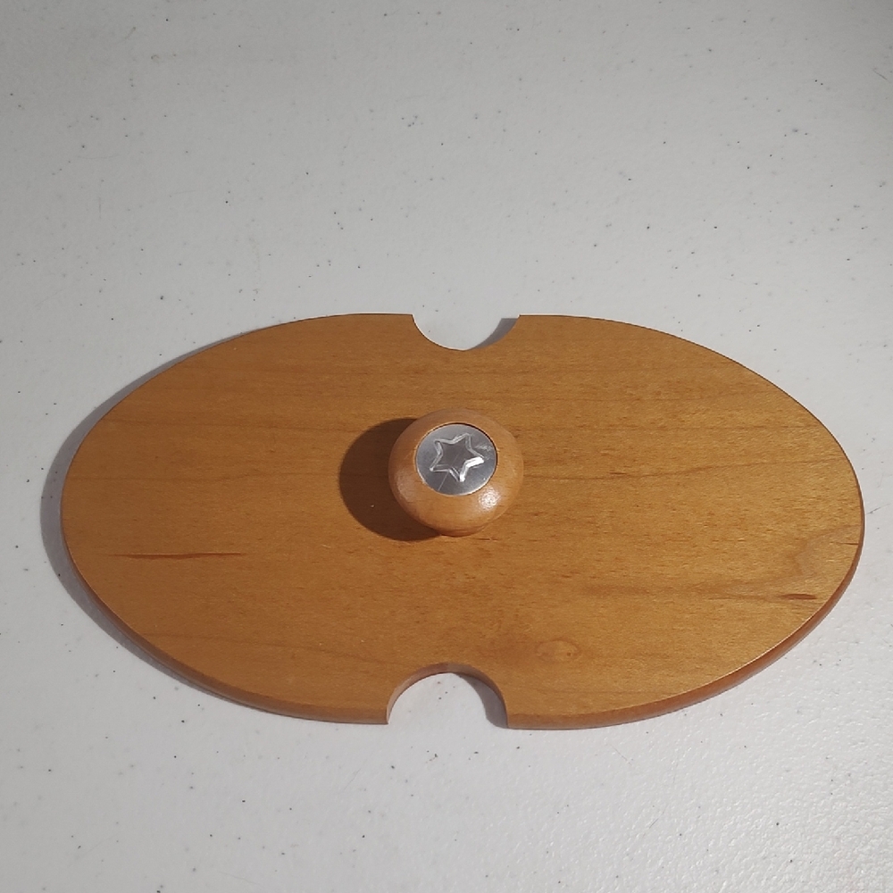 Longaberger Wooden Lid with Silver Knob